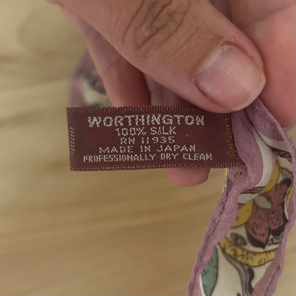 Worthington VTG 100% Silk Scarf Floral Paisley Old Money Quiet Luxury colorful